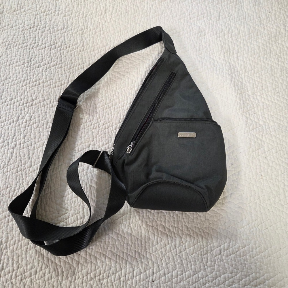 Baggallini Black Nylon Sling Backpack Crossbody Travel Bag Adjustable Strap